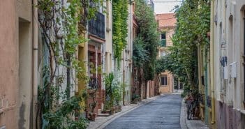 Pourquoi acheter une maison à Argelès en passant par une agence immobilière ?