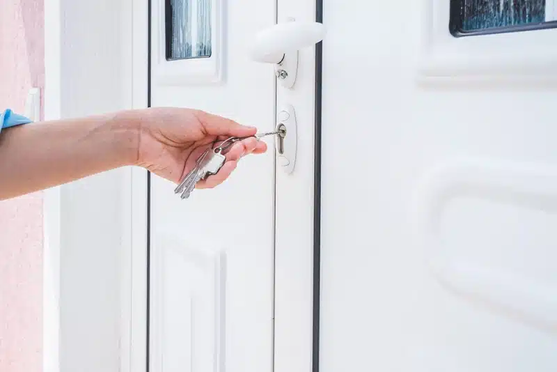 Les avantages et les désavantages d'un changement de serrure pour un locataire