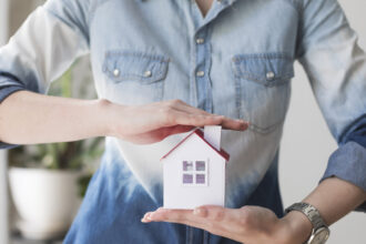 Assurance habitation : pourquoi les tarifs continuent de grimper en 2025 ?